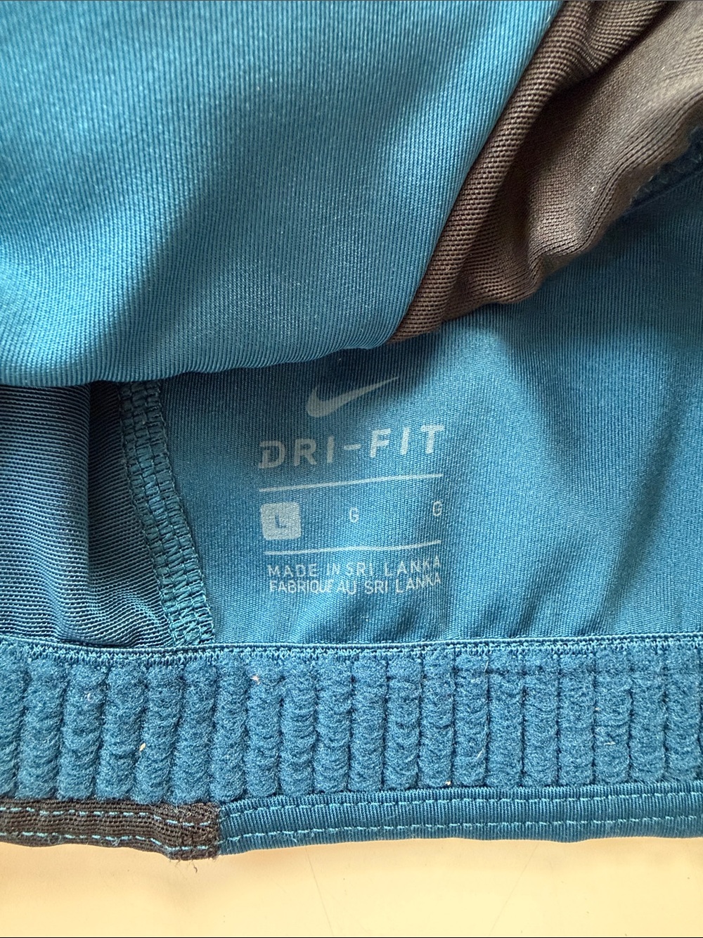 Nike Teal Blue Front-Zip Racerback Sports Bra with Black Panels - Picture 6 of 6